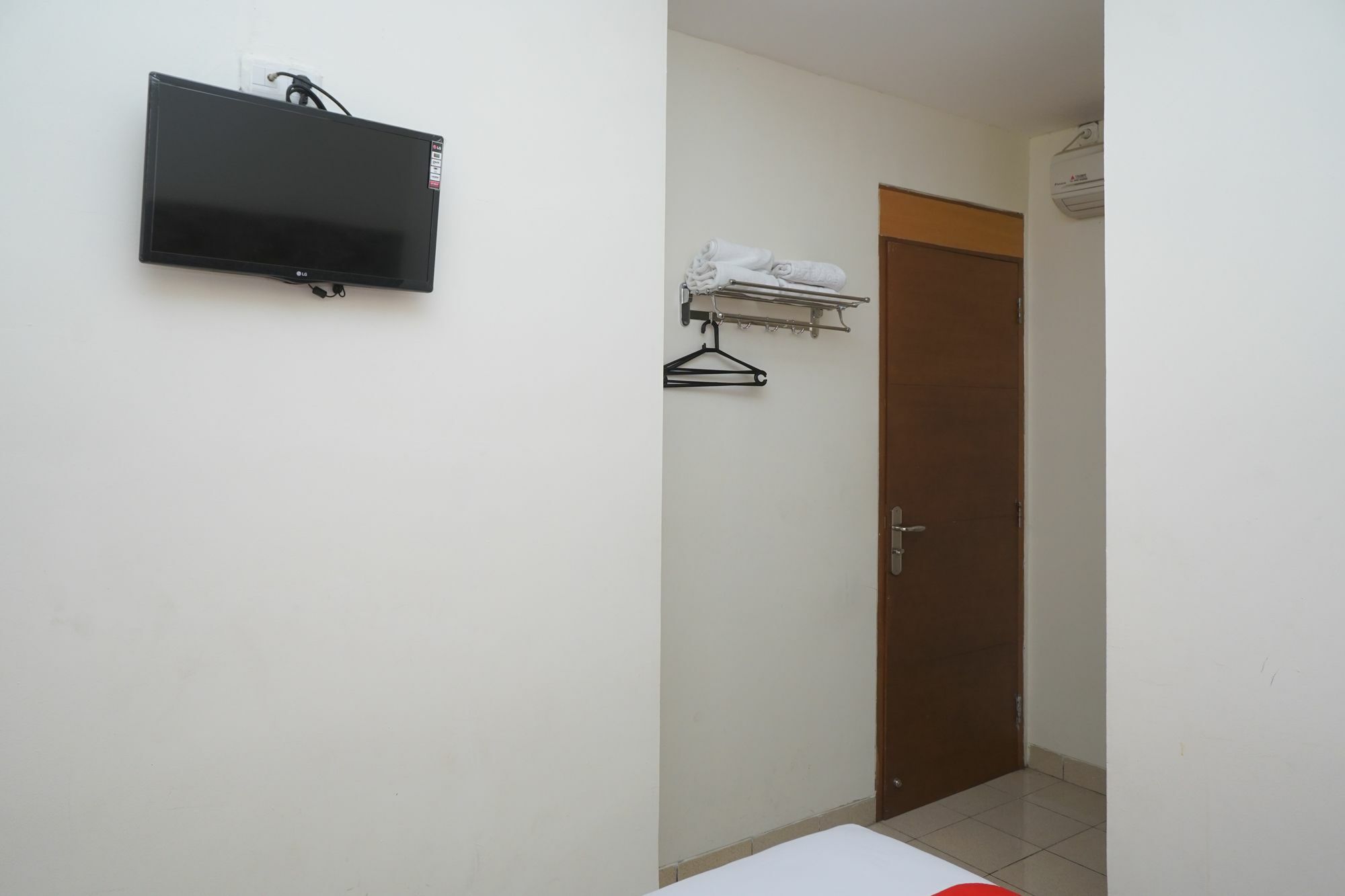Reddoorz Plus @ Ciumbuleuit Area Bandung Buitenkant foto