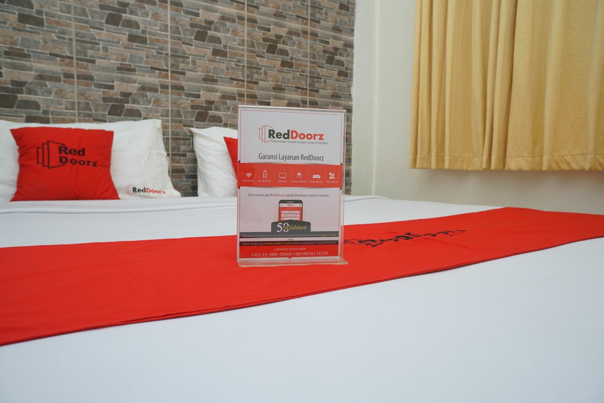 Reddoorz Plus @ Ciumbuleuit Area Bandung Buitenkant foto