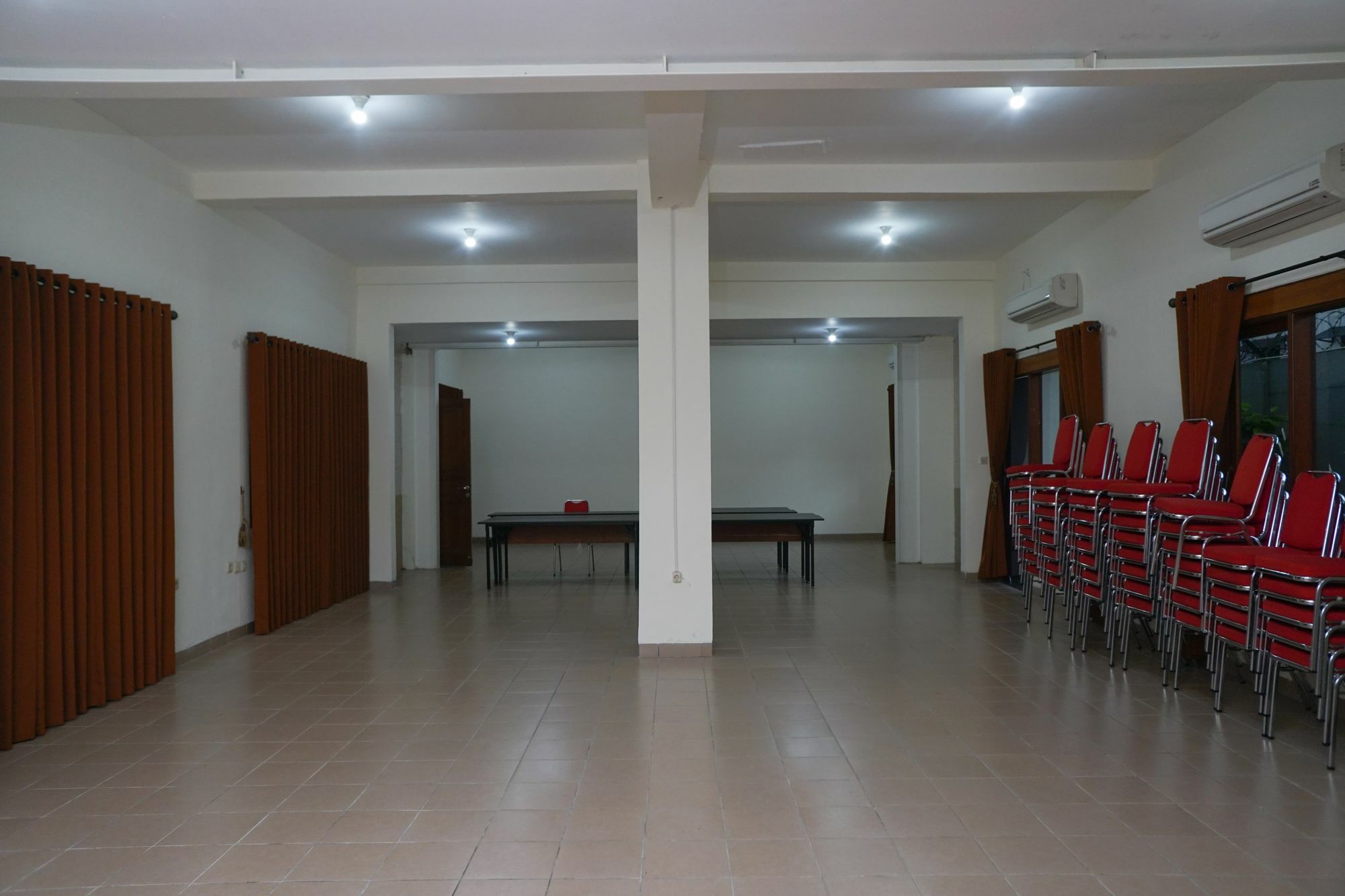 Reddoorz Plus @ Ciumbuleuit Area Bandung Buitenkant foto